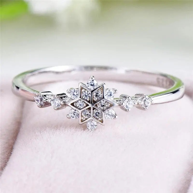 Snowflake ring in sterling silver