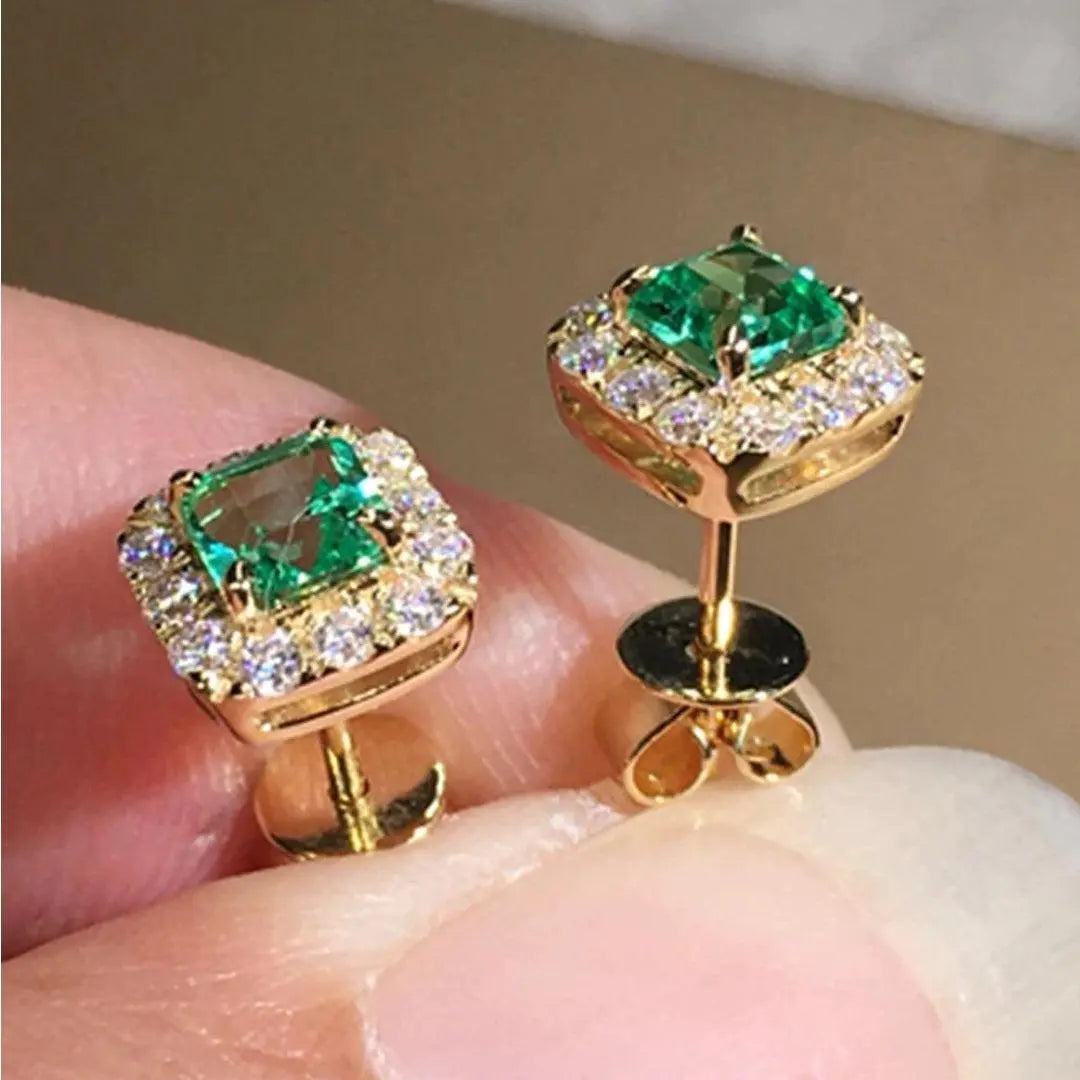 Earrings with green crystal and gold
