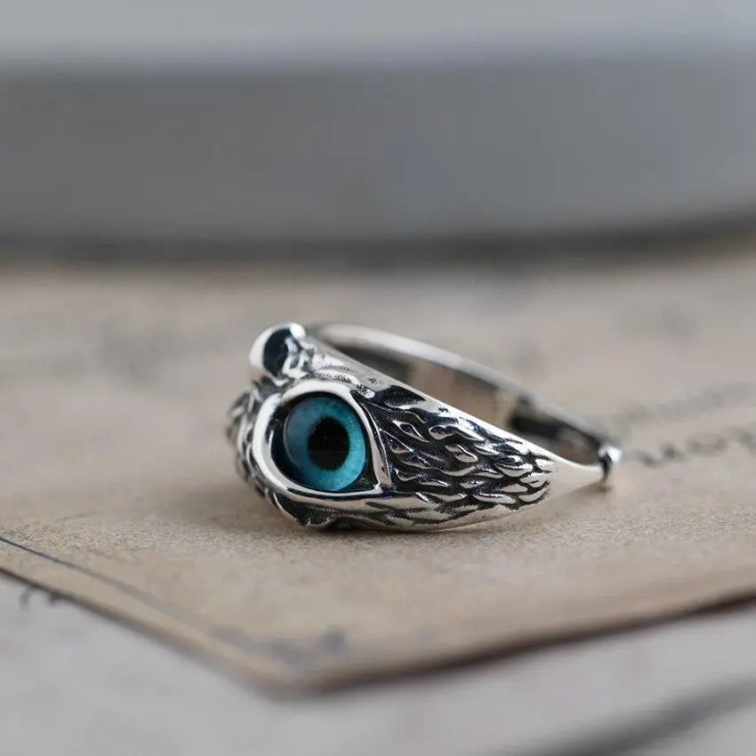 Adjustable Owl Lucky ring in silver and opal