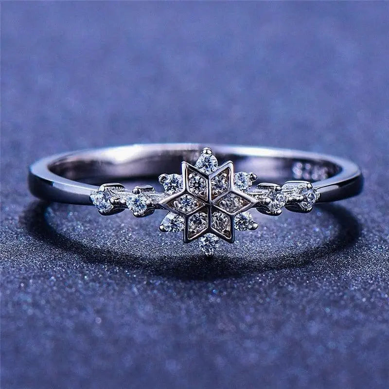 Snowflake ring in sterling silver