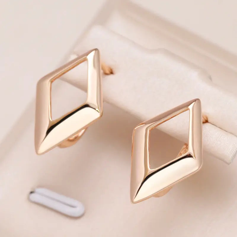 Geometric gold earrings