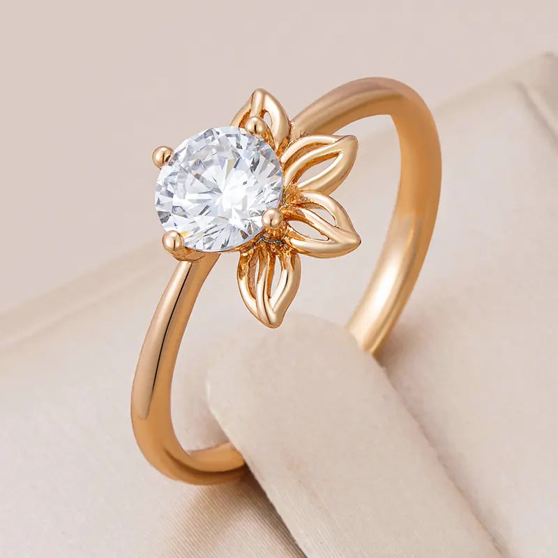 Elegant gold-plated ring with zircons