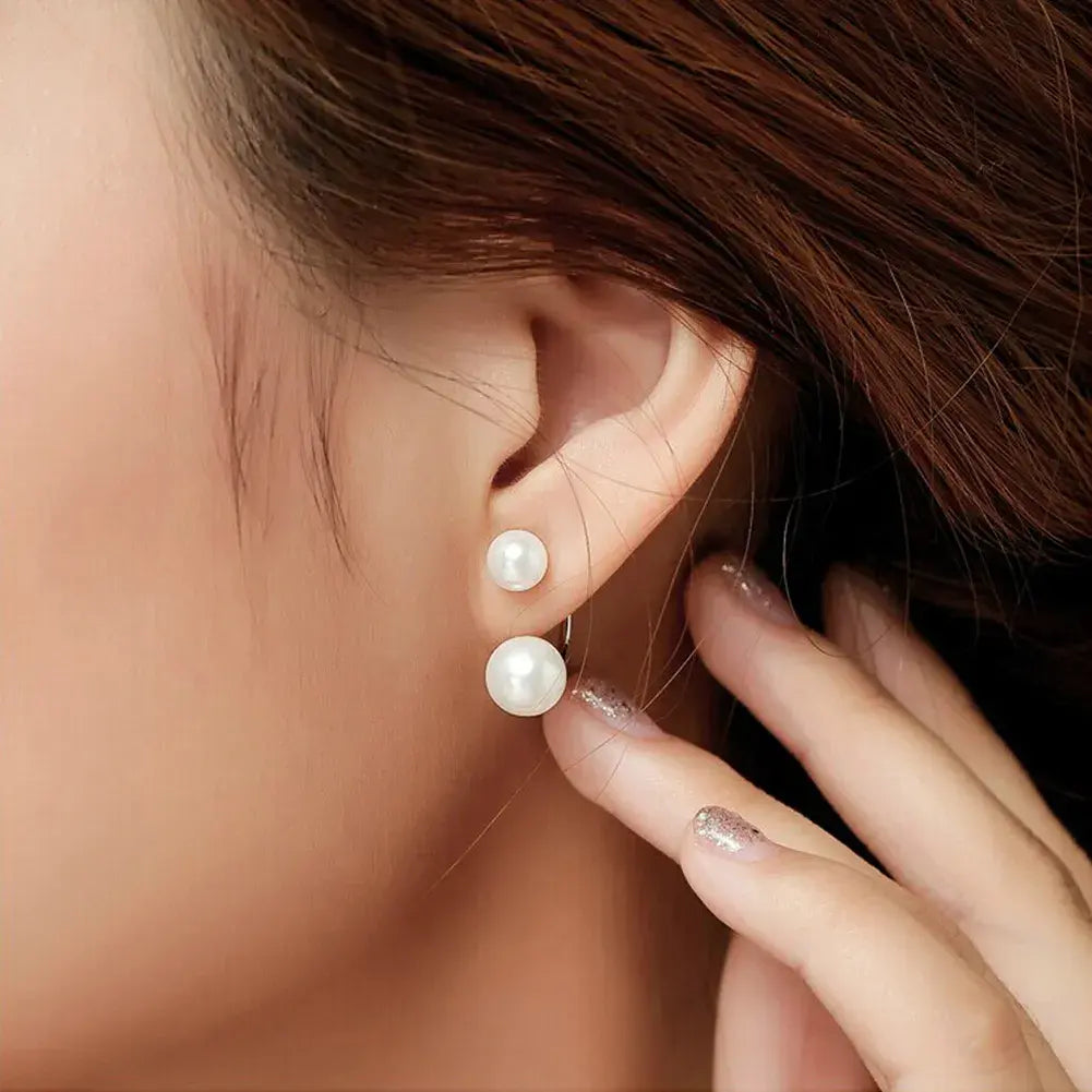 Elegant post earrings with pearls