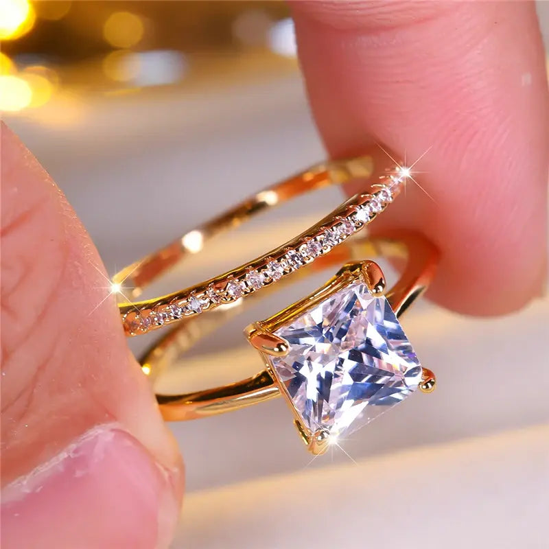 Vintage style diamond ring set