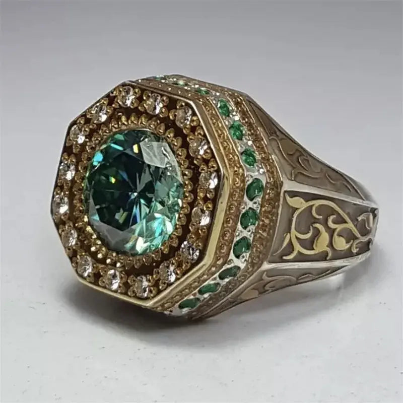 Green radiant gold ring in vintage style