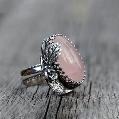 Retro ring with pink crystal