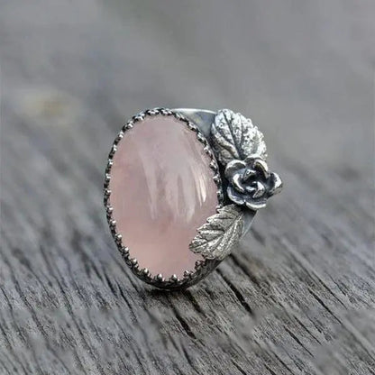Retro ring with pink crystal