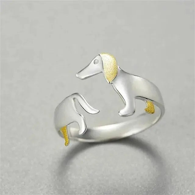 Sterling silver ring with a 925 sterling dachshund