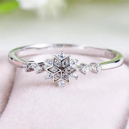 Snowflake ring in sterling silver