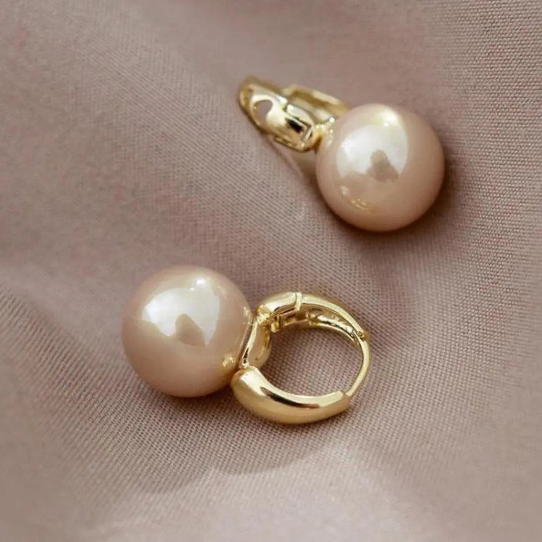 Gold-plated earrings with pearls