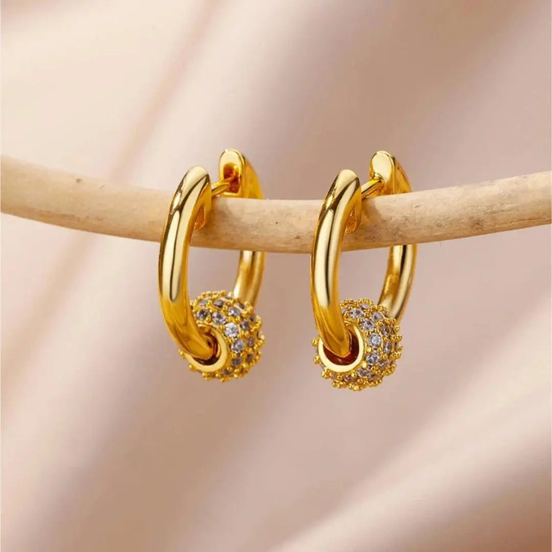 Exquisite shiny gold ball earrings