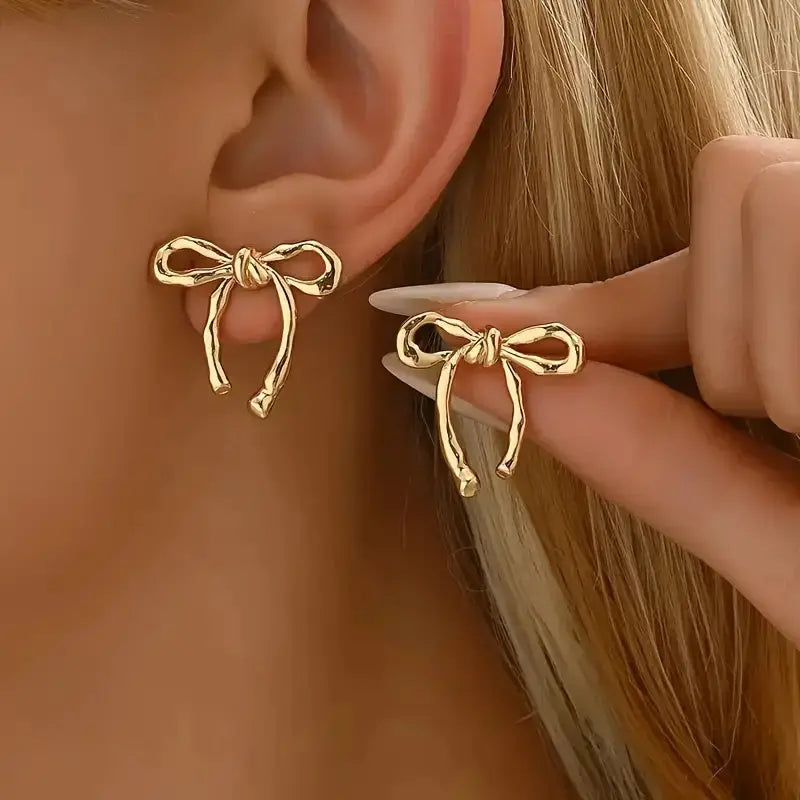 Loop earrings