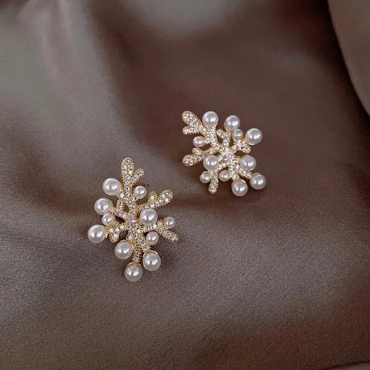 Elegant coral earrings with pearls