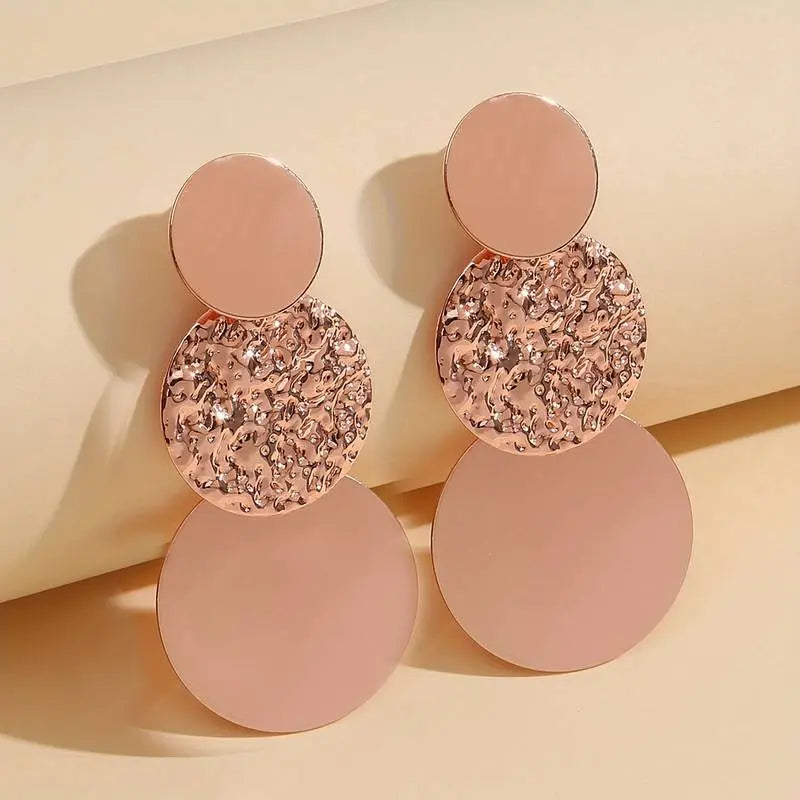 Rounded pink vintage earrings