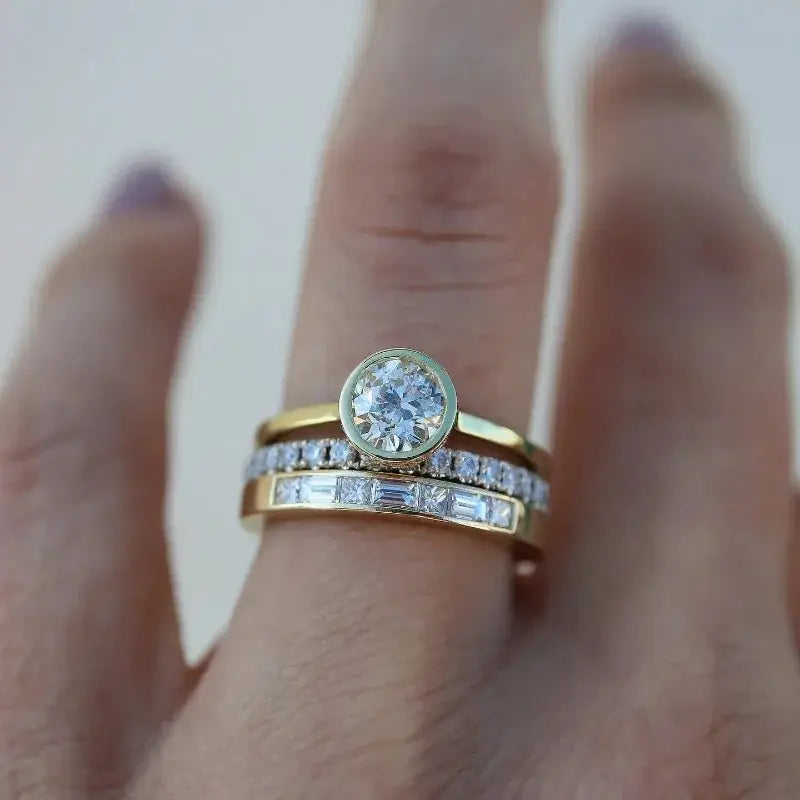 Lightweight vintage style ring