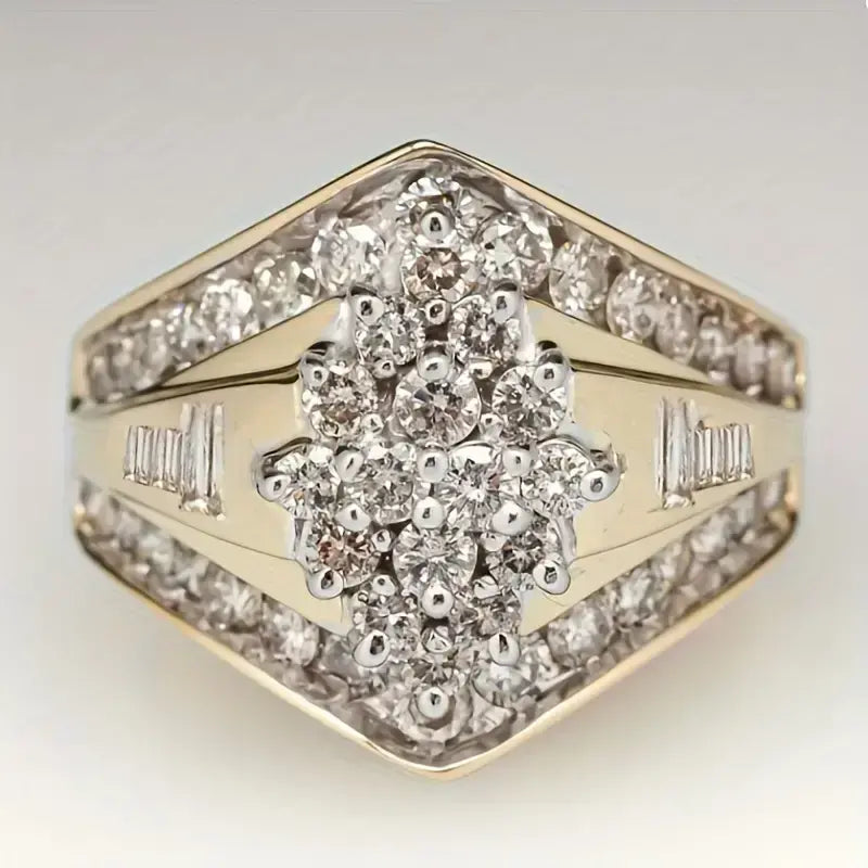 Gold shiny vintage ring