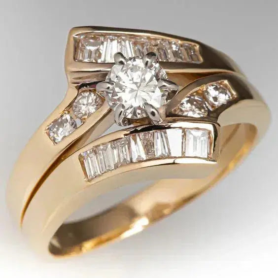 Irregular gold shiny vintage ring
